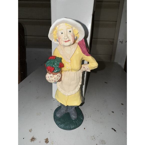 ⭐️Lizzy By Marge Crunkleton In Box - Picture 3 of 9